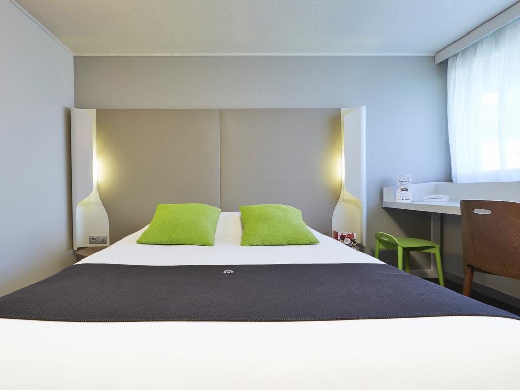 Campanile Bollene A7 Hotel Bagian luar foto