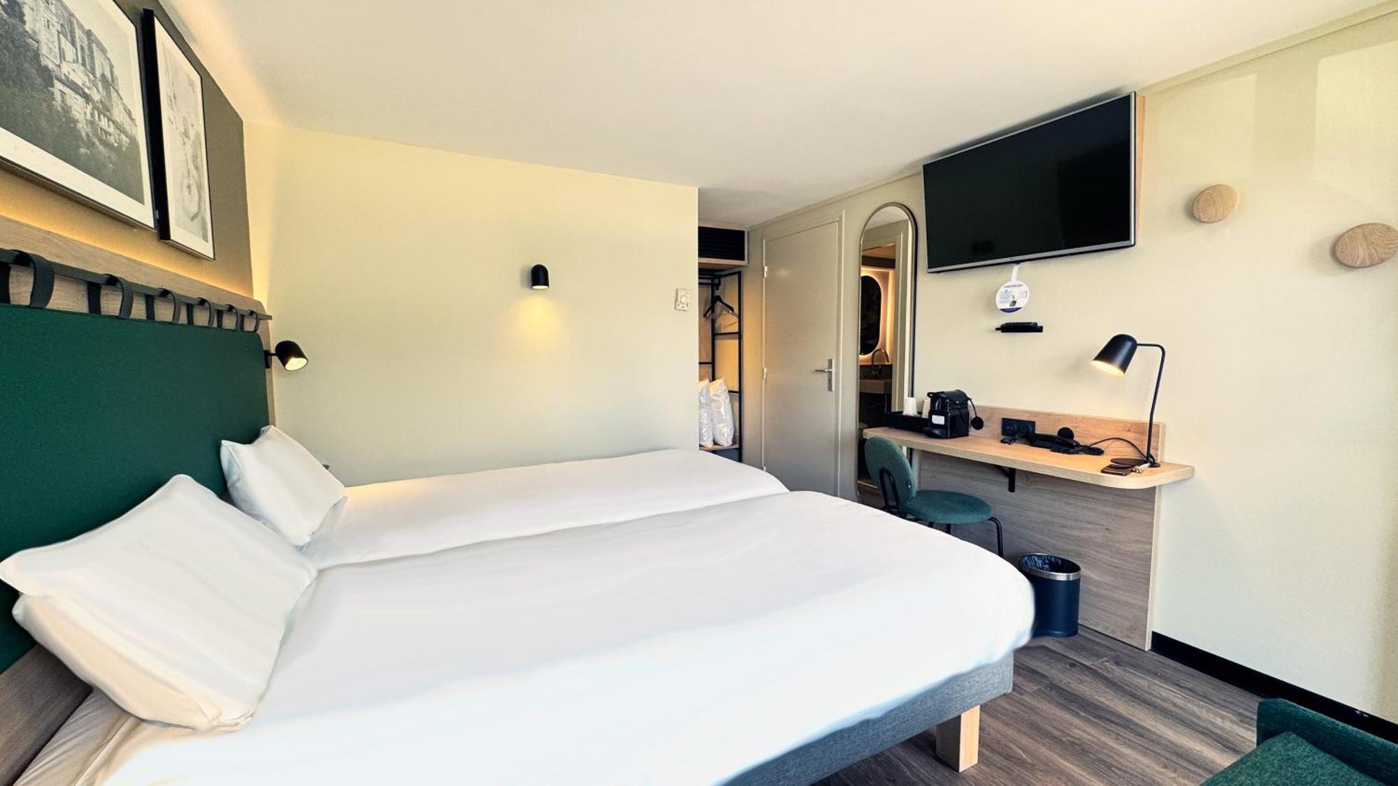 Campanile Bollene A7 Hotel Bagian luar foto